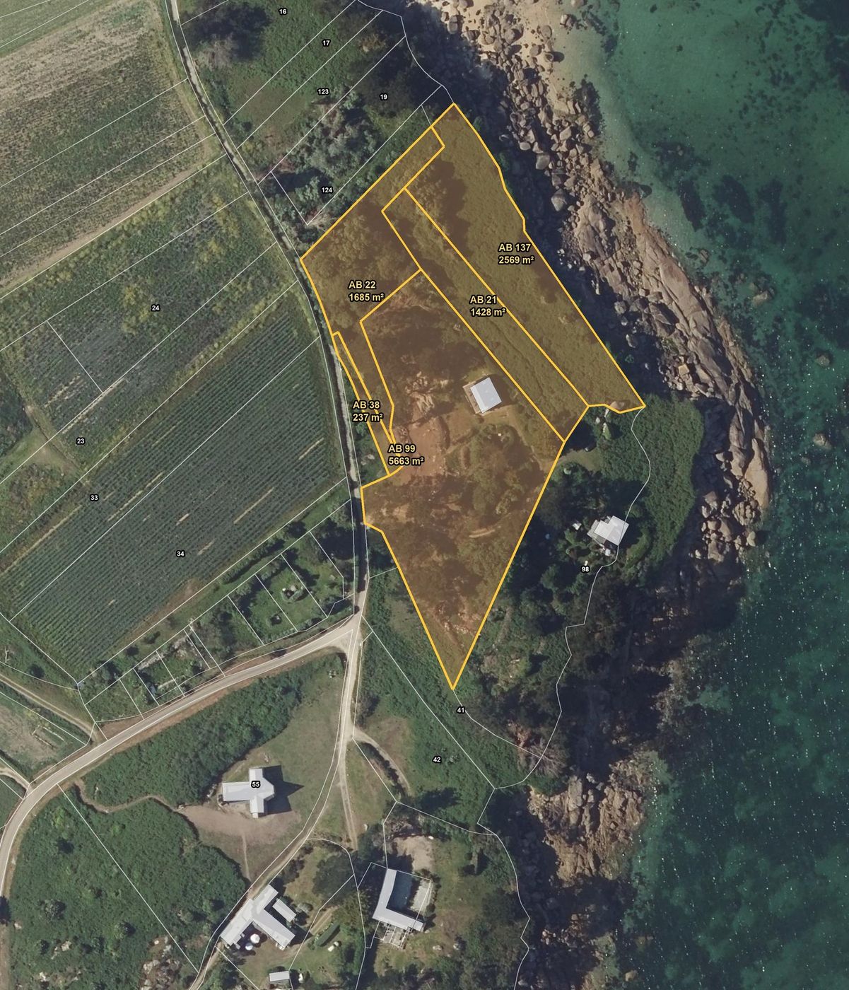 Les cinq parcelles de la propriété